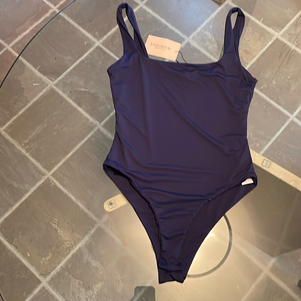 SHEIN, M,size 6,body suit,3 snaps,navy, lovely square neckline,fully lined NWT